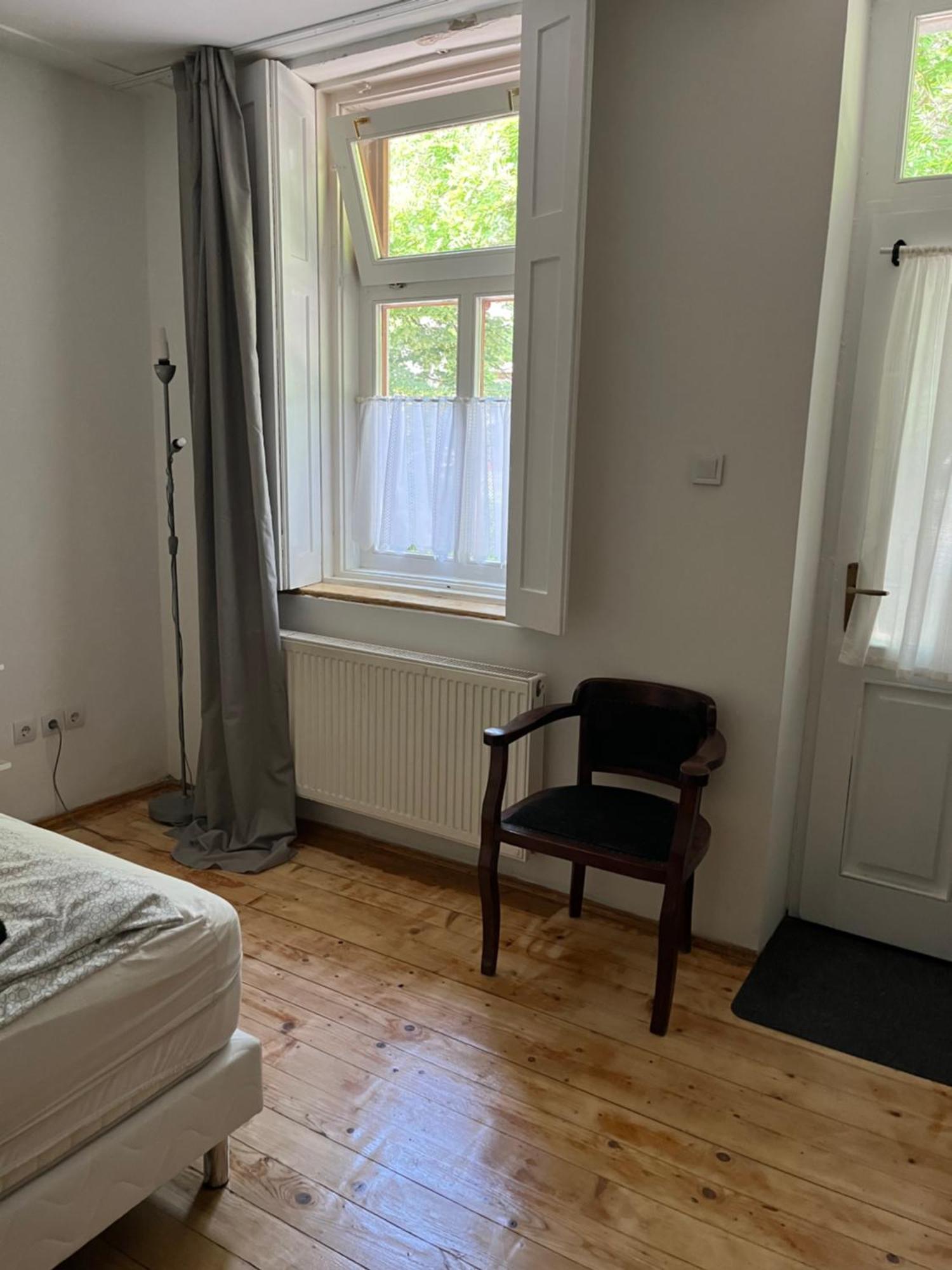 Utcara Nyilo Apartman Vác Exterior foto